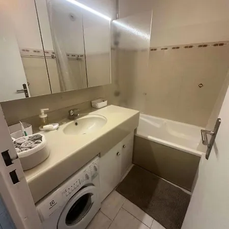 Genevriers - Joli T2 En Rez De Chaussee Avec Jardinet Dans Le Domaine De La Coudouliere Mae-8283 Apartament Six-Fours-les-Plages