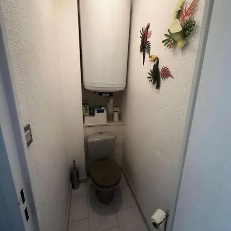 Genevriers - Joli T2 En Rez De Chaussee Avec Jardinet Dans Le Domaine De La Coudouliere Mae-8283