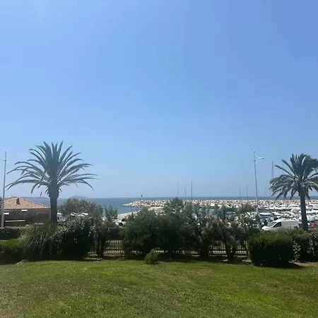 Genevriers - Joli T2 En Rez De Chaussee Avec Jardinet Dans Le Domaine De La Coudouliere Mae-8283 Six-Fours-les-Plages